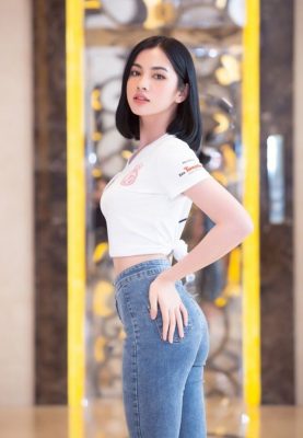 Đại gia Đức huy nghi vấn với gái xinh 2k2 3 Cẩm Đan phong cách sexy