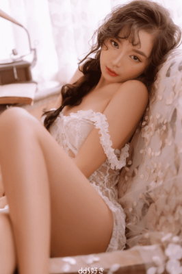 Download MMlive ngắm gái xinh Vũ Ngọc Kim Chi khỏa thân khoe body tuyệt đẹp 4 Download MMlive ngắm gái xinh VNKC4