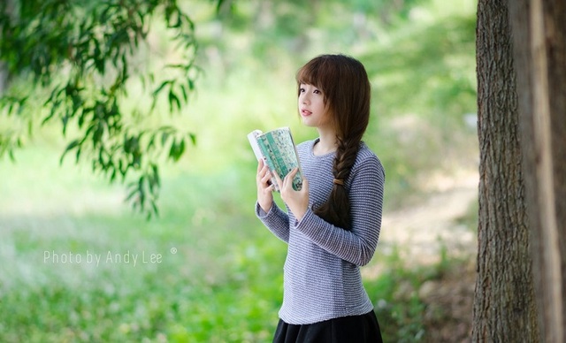 MMlive Lê Lý Lan Hương với biệt danh “Hot girl ảnh thẻ” 6 Song đó cô nàng vẫn biết cách để những tấm ảnh của mình trở nên thu hút hơn