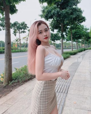 MMlive Nhan sắc của những hot girl Sài thành nhờ gương mặt "búng ra sữa" và thân hình cực nóng bỏng 7 hot girl Lê Thị Thu Thảo