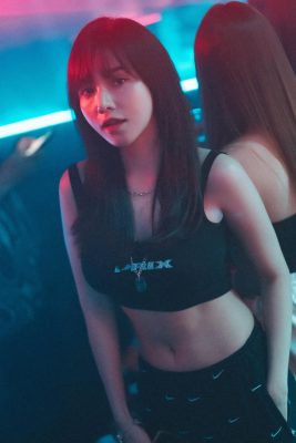 MMlive chiêm ngưỡng nhan sắc bạn gái Hoàng Đức hot girl Nguyễn Gia Hân 5 Cô nàng sở hữu vòng eo thon gọn và săn chắc