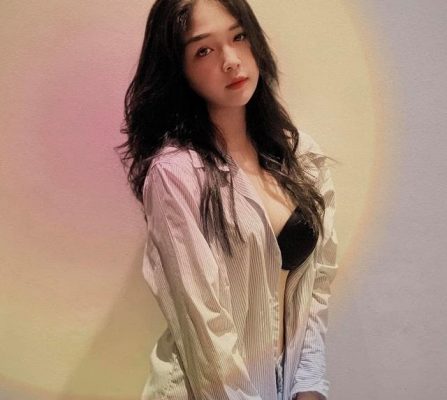 MMlive Mê mẩn trước vẻ đẹp quyến rũ của hot girl Vũng Tàu năm 18 tuổi. 7 Dù sao thì cô nàng vẫn là một trong những hot girl được yêu thích nhất hiện nay
