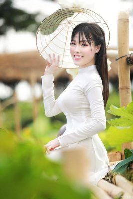 MMlive Hot girl 9x xinh đẹp đáng yêu Âu Hà My 4 Người đẹp thướt tha trong tà áo dài