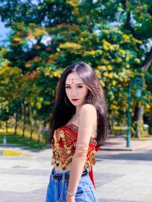 MMlive Chiêm ngưỡng nhan sắc của hot tiktoker Đào Lê Phương Hoa 5 Cô nàng có phong cách thời trang thời thượng
