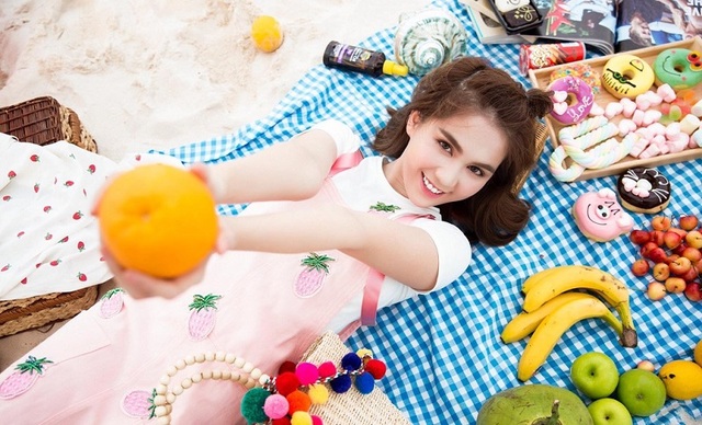 MMlive Người đẹp sinh năm 89 nóng bỏng Ngọc Trinh 15 Nhan sắc của cô nàng cứ như là lão hóa ngược
