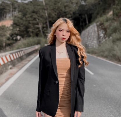 MMlive Chiêm ngưỡng vẻ đẹp hút hồn của hot girl Nguyễn Hoàng Khánh Vy 5 Cô nàng cũng rất tự tin chia sẽ hình ảnh của mình lên mạng