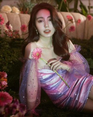 MMlive Mẫn Tiên người đẹp 9x nhỏ nhắn đáng yêu 1 MMlive chia sẻ thông tin về hot girl Mẫn Tiên