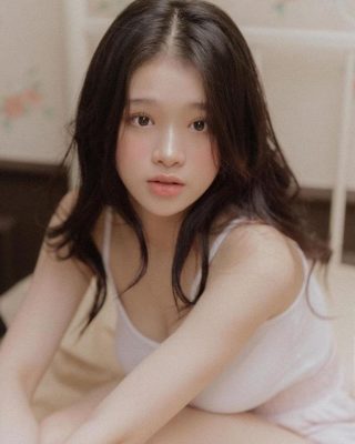 MMlive Hot girl 10x Linh Ka ngọt ngào dễ thương 4 Người đẹp Linh Ka dính drama về chuyện học hành