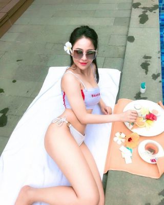 MMlive - Sau scandal lộ clip nóng Đỗ Thị Trâm Anh trở lại sexy 7 Cô nhận dạy kèm tiếng Anh 10 triệu mỗi buổi