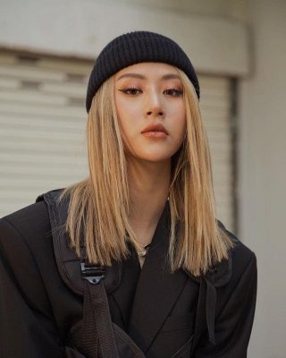 MMlive Quỳnh Anh Shyn “đốt mắt” với bikini sexy 1 MMlive thông tin hot girl Hà Nội Quỳnh Anh Shyn