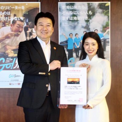 Mmlive Nhan sắc ngọt ngào của nấm lùn Mẫn Tiên khiến dân tình không ngừng trầm trồ 3 MMLive Mẫn Tiên được trao tăng chứng nhận làm Đại Sứ Du Lịch trong trang phục áo dài truyền thống của Việt Nam