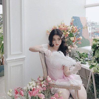 MMlive hot girl Linh Ka ngày càng quyến rũ sexy 7 Cô có vòng eo siêu nhỏ và săn chắc khiến nhiều người khen ngợi
