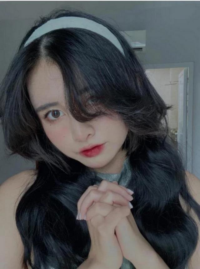 MMlive - Trang Six – cô bạn gái xinh đẹp của thần rừng Lai Bâng Liên Quân Mobile MMlive - Trang Six – cô bạn gái xinh đẹp của thần rừng Lai Bâng Liên Quân Mobile