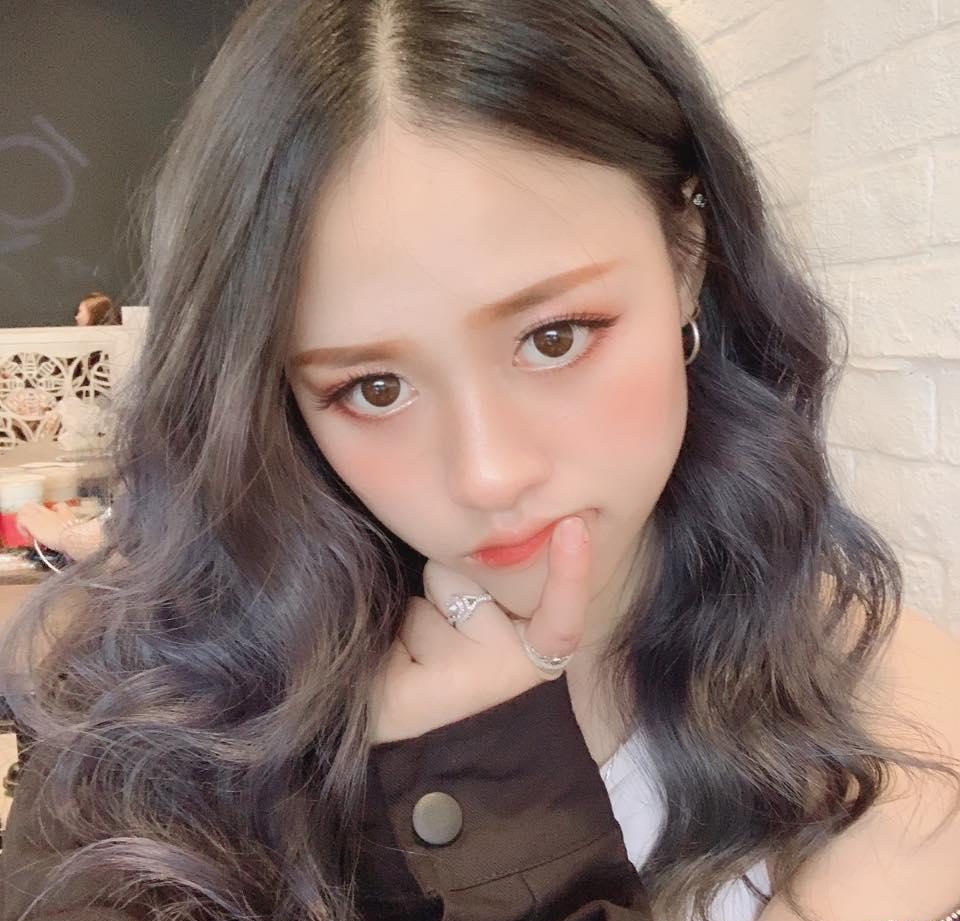 Mmlive: Tiktoker Trà Đặng - Hot girl biến hình "ngầu lòi" 2 nét đẹp xinh xắn