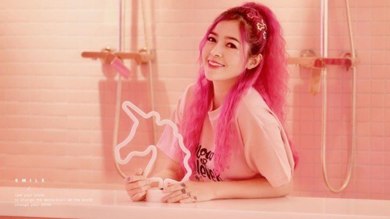 Mmlive bật mí tiểu sử Linh Barbie: Lời đồn thị phi có bị "ám" 5 (Thái độ làm việc chăm chỉ giúp cho khán giả có cái nhìn tích cực về cô nàng)