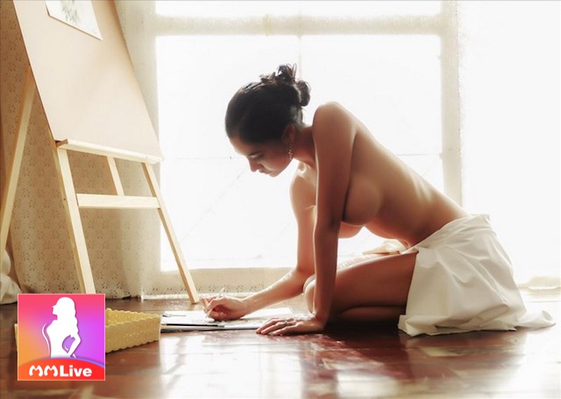 Promporn Kanarat tung ảnh nude nghệ thuật khiến người xem lác mắt 1 Người mẫu Promporn Kanarat