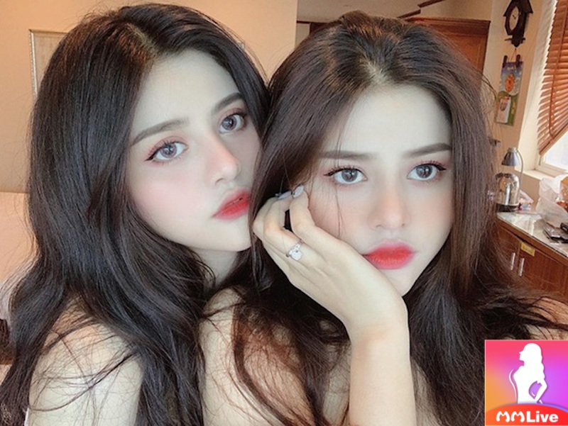 Top cặp chị em song sinh Việt “phá đảo" thế giới ảo 3 Cặp chị em song sinh